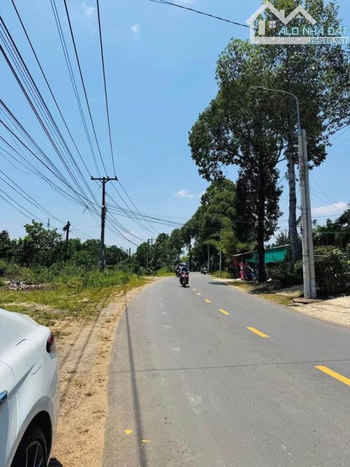 BÁN LÔ BIỆT THỰ NGAY KHU CÔNG NGHIỆP ĐỊNH QUÁN 1895M2(35MX54M) ĐẤT THỔ CƯ CHỈ 3TỶ5 - 2