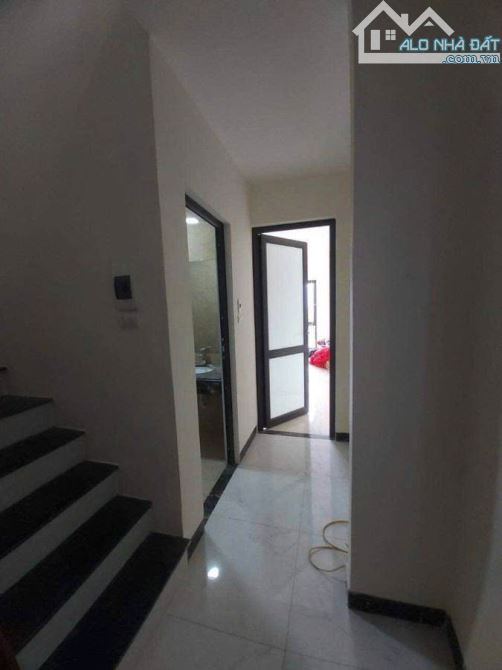 Bát Khối 35m,5 tầng,lô góc 2 thoáng,ô tô 4 chỗ qua nhà,ngõ thông,kdoanh nhỏ,giá 5.x tỷ - 2