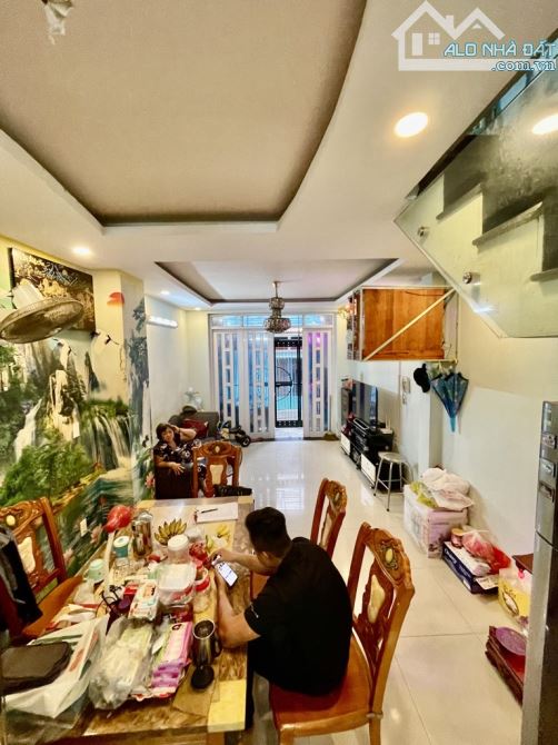 TRUNG TÂM QUẬN 8- NHÀ MỚI Ở TỐT- TẶNG NỘI THẤT- PHẠM THẾ HIỂN- CHỈ 4 TỶ 199 - 2
