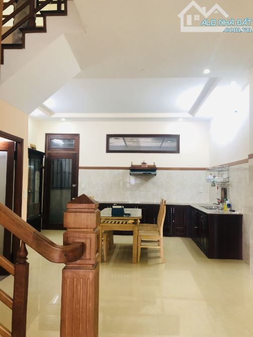 PHỐ TÂY - CÁCH BIỂN MỸ KHÊ 500M - GÀ ĐẺ TRỨNG VÀNG - 2