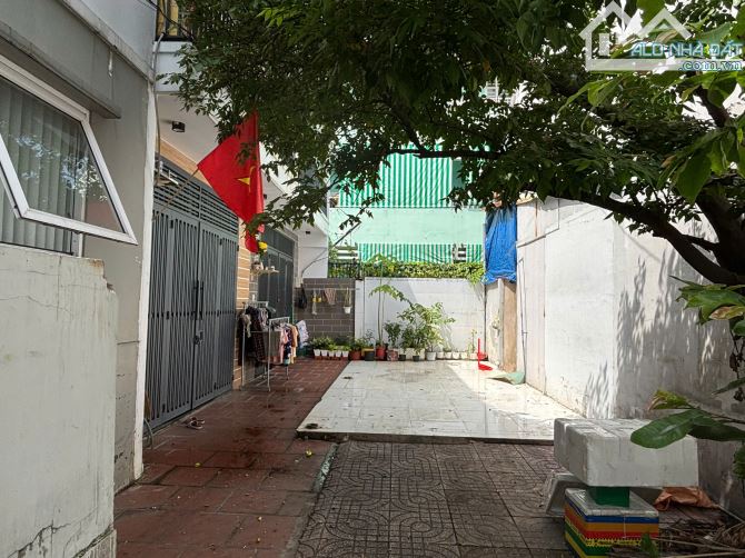 Bán lô đất HXH Phan Huy Ích 90,9m2 đất vuông vức - 2