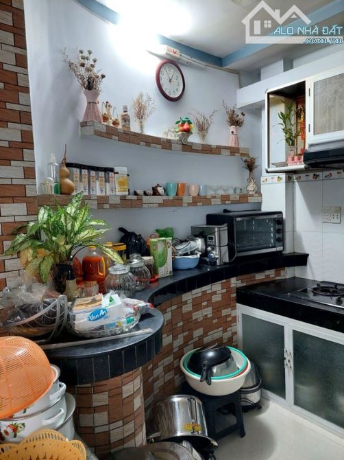CĂN GÓC, XE TẢI QUAY ĐẦU, MỄ CỐC, F15, Q8, 4 TẦNG, 76M2, 6.5 TỶ. - 2
