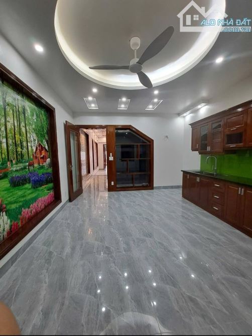 ❤️❤️ SIÊU HIẾM- THƯỢNG THANH- 70M DÂN XÂY- 3 THOÁNG- MT 5m, Ô TÔ ĐỖ CỬA, THÔNG- 10,5 TỶ  Ô - 3