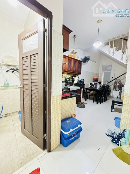 Bán nhà thích quảng Đức Phú nhuận - MTKD - 4 tầng - 83m2 - 9,5 tỷ - 3