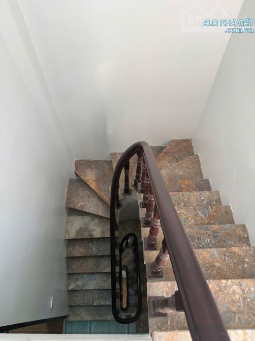 Nhà dân xây ở Ngô Thì Nhậm, gần nhà thi đấu Hà Đông, DT 35m2, ngõ ô tô, thông tứ phía - 3