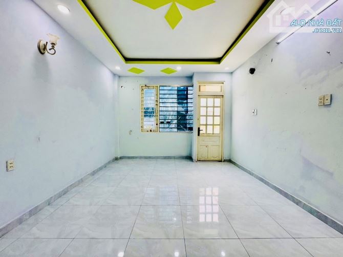 Bán nhà hẻm xe hơi một trục, gần chợ Thạch Đà, Emart 2  Phạm Văn Chiêu, ngang 4m, 5 tỷ hơn - 3