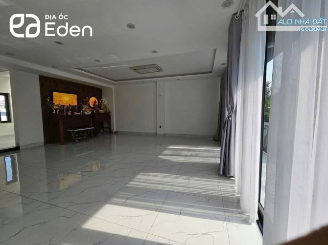 ✅ NHÀ VIP 3 TẦNG MẶT TIỀN NGUYỄN TRÃI (211M2) - MỚI XỊN - 3