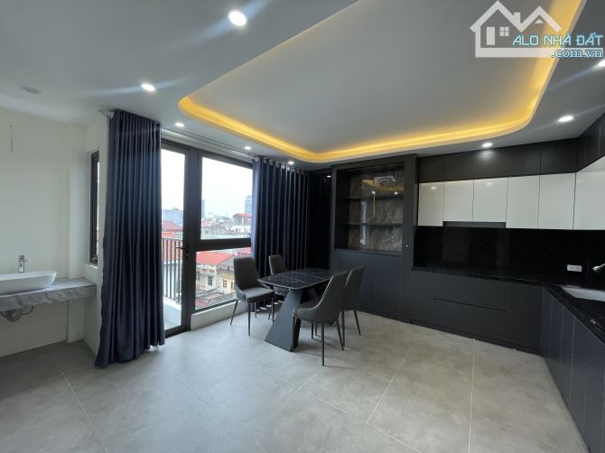 Bán nhà Nguyễn Văn Cừ 45m,6 tầng,thang máy,full nội thất,giá 8.x tỷ - 3