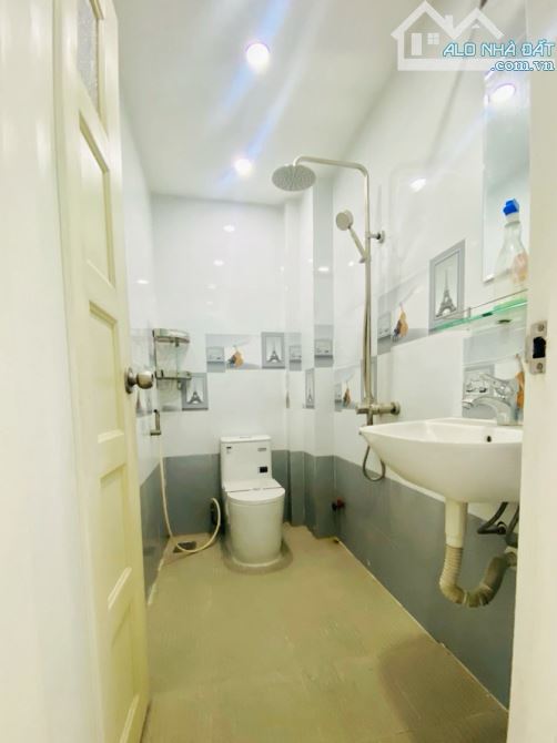 Quận 11 - HXH Đội Cung thông tứ tung, 4 tầng, 45m² - Nhà cứng, giá mềm 6.8 TỶ - 3