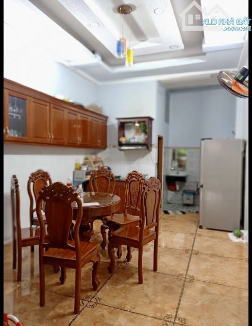 SIÊU PHẨM HXT - 108M2 - 4 TẦNG - NHỈNH 5 TỶ - GẦN TRƯỜNG ĐẠI HỌC GTVT - QUẬN 12 - 3