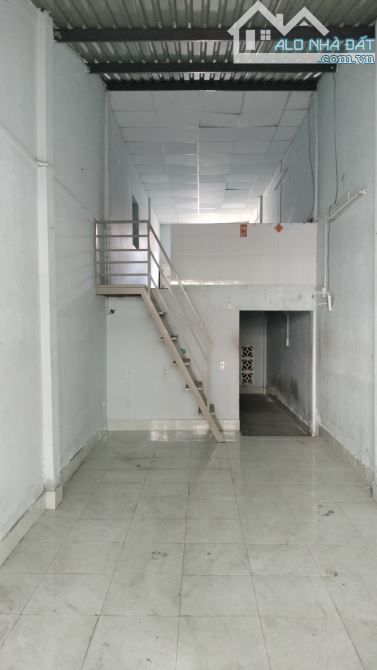 BÁN NHÀ GẦN MẶT TIỀN HUỲNH TẤN PHÁT – QUẬN 7Diện tích 66m² – Nở hậu – 2 tầng – Chỉ 5.5 tỷ - 3