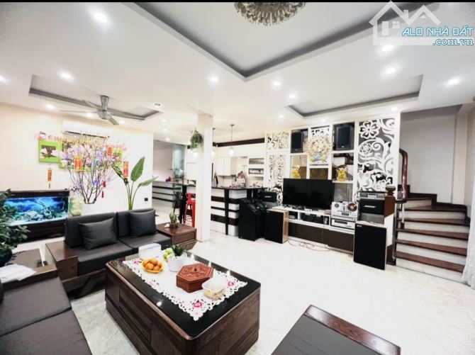 Bán nhà.Hồng Hà Ba Đình.DT : 105M2 x 3 Tầng.MT 6,8 M.. Giá 8,5 tỷ - 3
