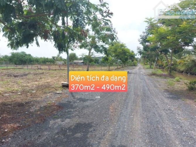 BÁN 5 LÔ ĐẤT LÀM NHÀ VƯỜN - GIÁ RẺ - THỊ TRẤN ĐỨC HÒA- GỌI CHO EM XEM ĐẤT - 3