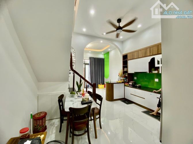 Bán nhà 2 tầng Hướng Bắc, hẻm Lê Văn Sỹ, Trung tâm TP Quảng Ngãi - 3