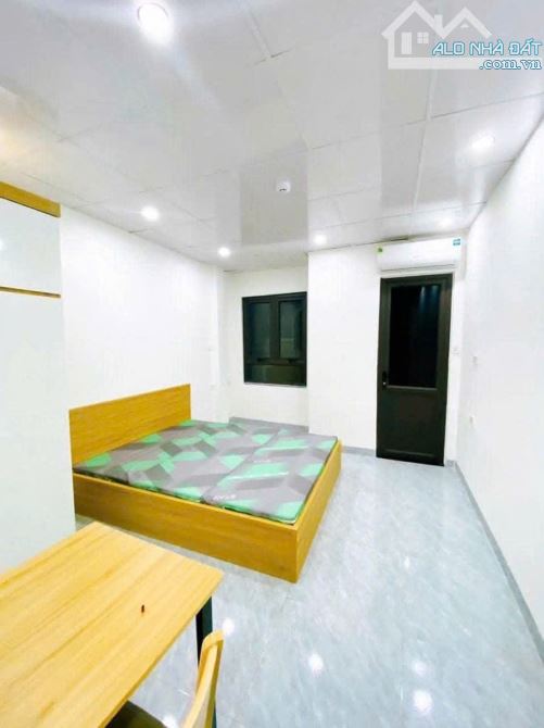 Tòa Nhà Dòng Tiền Nguyễn Khánh Toàn, 66m2, 8 tầng, 13 phòng, DT 800tr/năm, giá 13.98 tỷ - 3