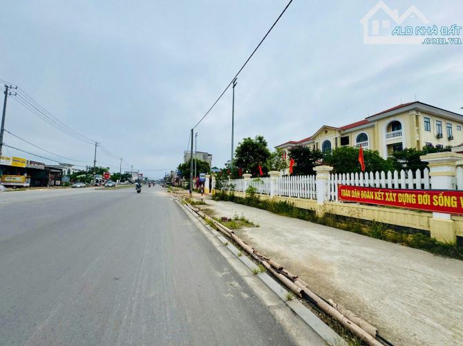 LÔ GÓC - MẶT TIỀN KINH DOANH 267m2 PHẠM VĂN ĐỒNG - GẦN UB PHÚ THƯỢNG - TP HUẾ - 3