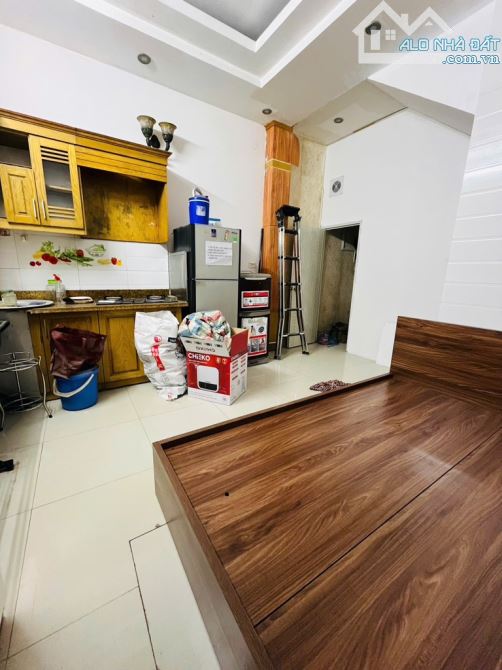 ĐÀO TẤN- BA ĐÌNH- DÂN XÂY- NGÕ THÔNG- HƠN 30 M RA MẶT PHỐ. KHU VỰC ÍT NGƯỜI BÁN - 4