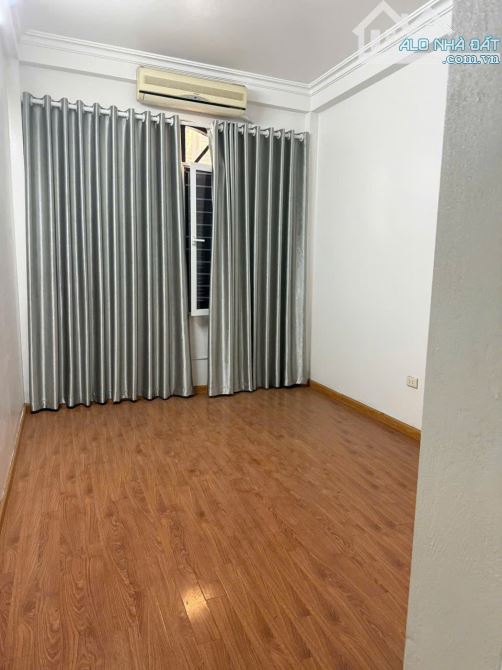 Nhà dân xây ở Ngô Thì Nhậm, gần nhà thi đấu Hà Đông, DT 35m2, ngõ ô tô, thông tứ phía - 4