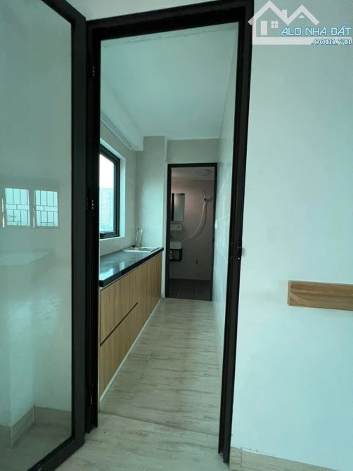 11.5 tỷ - Phố Nguyễn Trãi – Nhà 5 tầng thang máy; tổng 11 phòng cho thuê - 50m2 - 4