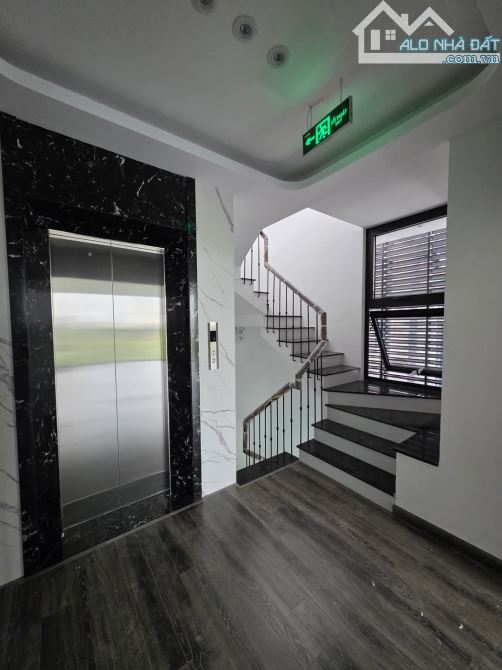 CẦN BÁN GẤP TÒA NHÀ VĂN PHÒNG_ SIÊU PHẨM CẦU GIẤY_ LOGOC_ KD SẦM UẤT - 4