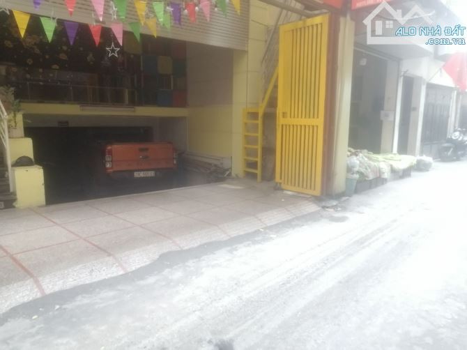 Bán nhà phố Tôn Đức Thắng, Đống Đa, ô tô vào nhà, tiện KD, 5 tầng 68m2 giá 17.9 tỷ - 4