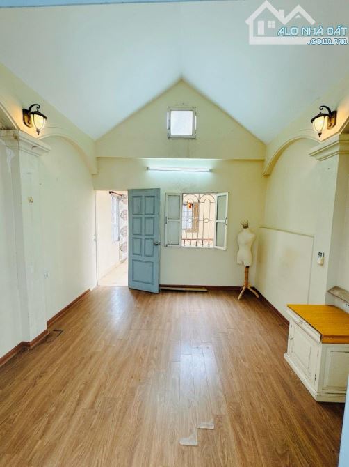 🏡 NHÀ ĐẸP TRỊNH CÔNG SƠN – CÁCH PHỐ ĐI BỘ 50M – Ở CỰC SƯỚNG – GIÁ 16 TỶ - 4