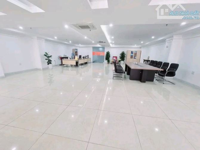 Bán tòa nhà văn phòng 9 tầng + 2 tầng hầm phố Trần Hưng Đạo, 3 mặt thoáng, chỉ 450 tỷ. - 4