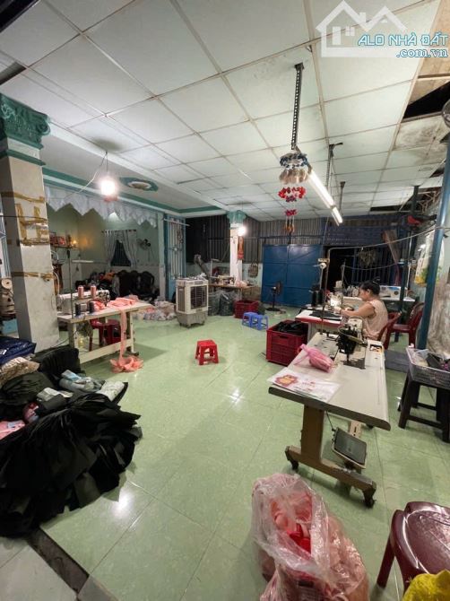 🔥Nhà 1 cặp,2MT trước sau,THẠNH XUÂN 23,phường THẠNH XUÂN,Quận 12, dt 200m2 💵7,9tỷ - 4