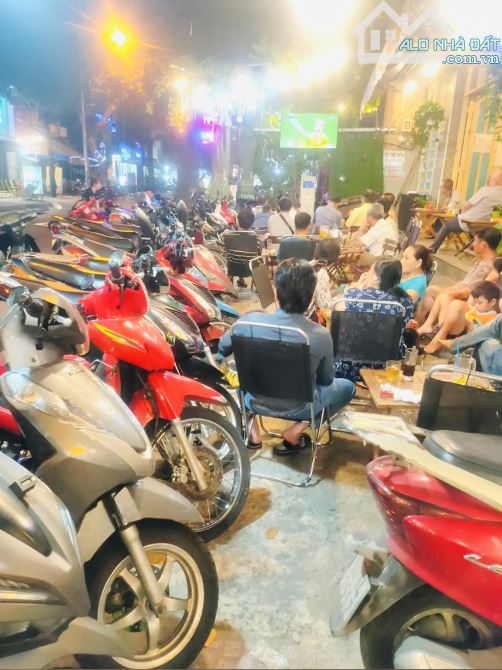 MẶT TIỀN VĨNH KHÁNH 80M2 ĐẤT + SÂN VỈA HÈ HƠN 100M2 KINH DOANH QUÁ ĐÃ TỔNG DT SỬ DỤNG LÊN - 5