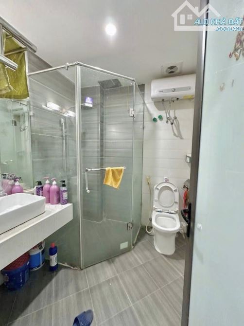 BÁN NHÀ TRƯƠNG ĐỊNH GẦN NGÃ TƯ TÂN MAI,  NHÀ 5 TẦNG ĐẸP, HAI THOÁNG, GẦN ĐƯỜNG Ô TÔ. - 5
