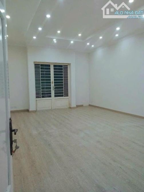 Cho thuê nhà 4 tầng mặt tiền Trần Đại Nghĩa tiện văn phòng - 5