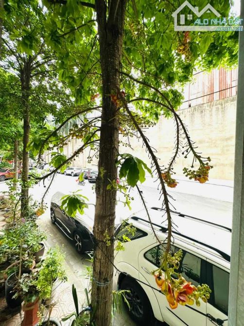 Biệt thự liền kề, ô tô dừng đỗ ngày đêm, giâ tốt nhất khu vực - 5