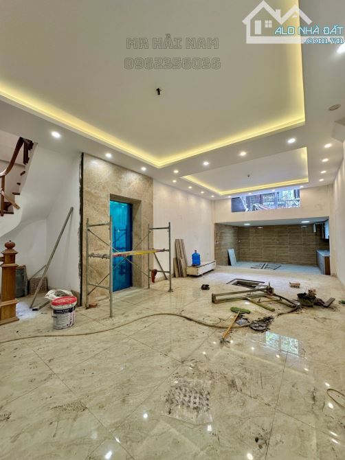 Biệt phủ Lò Đúc DT 68m2 Xây mới 5 Tầng - Ngõ thông kinh doanh Oto đỗ cửa  - G i á 12,78 tỷ - 5