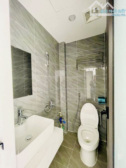 Chủ nhờ bán tòa CCMN xây mới Lê Quang Đạo- Nam Từ Liêm, 63m2- 6 tầng- 13. tỷ - 5