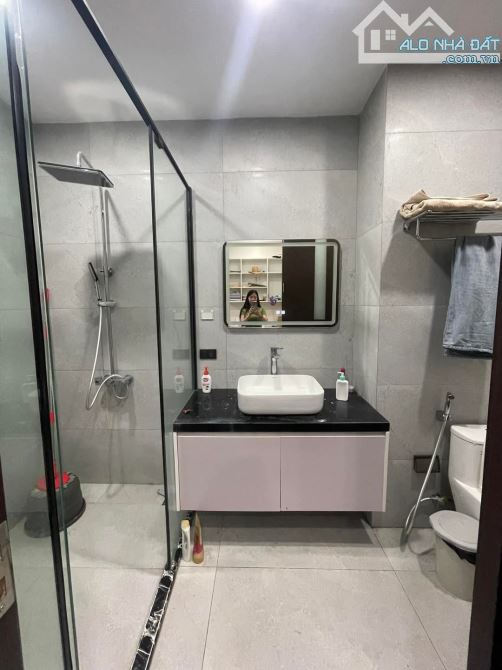 Diện tích 110m2 có thang máy khu đô thị Định Công - Chào 33.5 tỷ - 6