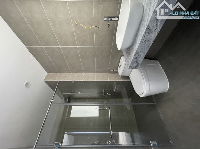 Bán nhà Nguyễn Văn Cừ 45m,6 tầng,thang máy,full nội thất,giá 8.x tỷ - 6