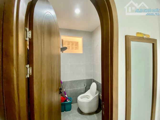 Bán nhà 2 tầng Hướng Bắc, hẻm Lê Văn Sỹ, Trung tâm TP Quảng Ngãi - 6