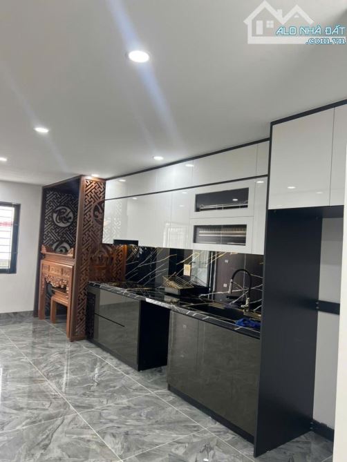 SIÊU PHẨM-PHÂN LÔ ĐỀN LỪ-55M 6 TẦNG THANG MÁY-Ô TÔ TRÁNH-KINH DOANH-VĂN PHÒNG - 6