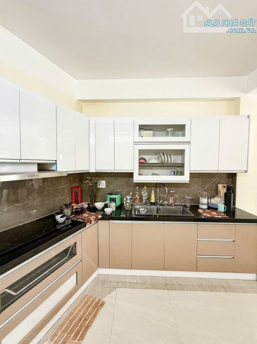 28 tỷ Về 24,5 Tỷ - Mặt Tiền Lý Thái Tổ, Q.3 (Giáp Q,1) - 5 Tầng - Thang Máy - 7