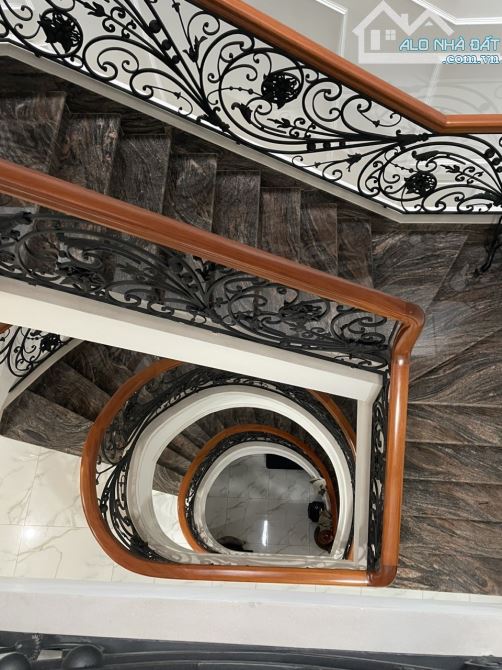 Ô tô ngủ nhà Nguyễn Hồng Đào 102m2 nở hậu 5 tầng Thang May xịn 16,5 tỷ - 7