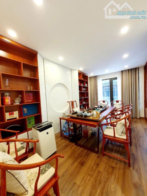 BÁN NHÀ PHÂN LÔ NGOẠI GIAO ĐOÀN , XUÂN LA SỐ 34 DT 87M2 X 6 TẦNG MT 8.5M ,OTO TRÁNH - 7