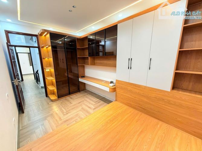 Bán nhà 4 tầng ngõ Thịnh Quang, Thái Thịnh, 37m2, 4 phòng ngủ. - 8