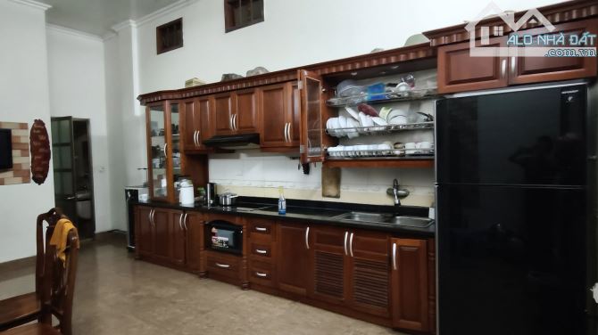 Nhà Ngọc Thụy 175X2T, MT 10m, ô tô tránh, vỉa hè rộng, view Hồ cực đẹp, giá tốt 32.9 tỷ - 8