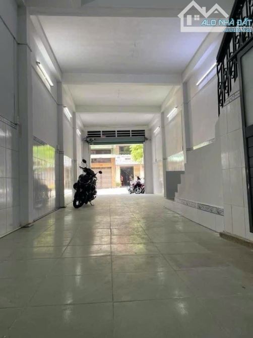 Bán căn góc Mặt tiền Phó Cơ Điều Q11, 73m2, 4 tầng + st, Đang có thu nhập cao - 8