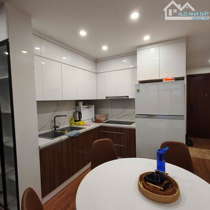 Bán căn 3 ngủ cao cấp, tầng trung, view Hồ Tây tại WATERMART 395 Lạc Long Quân - 8
