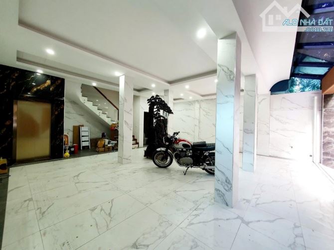 BÁN NHÀ PHÂN LÔ NGOẠI GIAO ĐOÀN , XUÂN LA SỐ 34 DT 87M2 X 6 TẦNG MT 8.5M ,OTO TRÁNH - 8