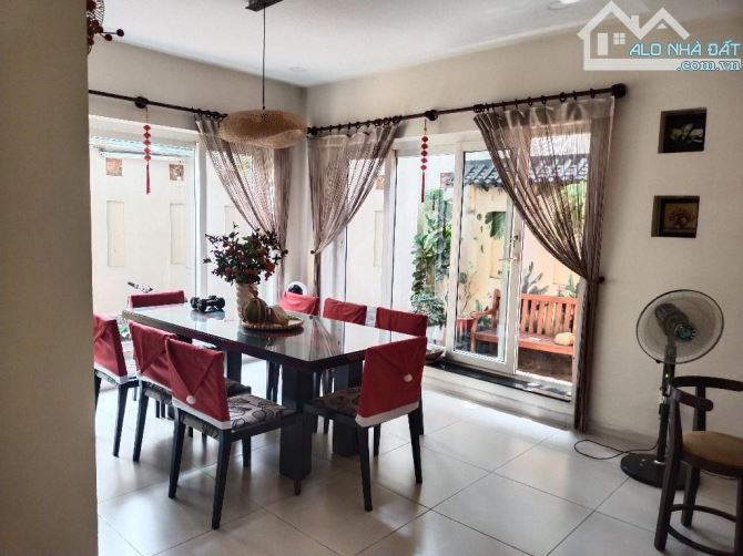 BIỆT THỰ 3 TẦNG MT ĐƯỜNG 12M - KẾ AEON BÌNH TÂN - DT: 200M2 - NGANG 10M x 20 - - 8