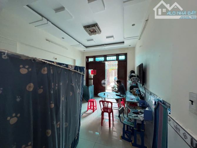BÁN NHÀ 2 tầng đường Thạnh Lộc 22 p.THẠNH LỘC, Q12, dt 70m2 (4mx17,7m) hẻm ôtô 💵5,2tỷ - 9