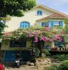 Bán căn BIỆT THỰ SÂN VƯỜN - phố Ngọc Thuỵ 480m 3 tầng ô tô giá 63 tỷ