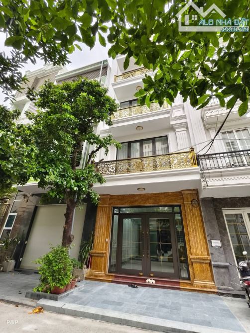 🌳Nhà 5.5 tầng thang máy tuyến 3 bên chẵn Văn Cao - 75m2 - Giá 12,2 tỷ - Full nội thất